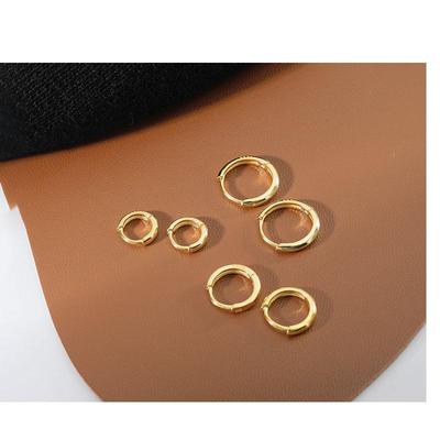 Elegante koreanische Ohr-Manschette für Damen: Klassische Trendige Knorpelstecker
