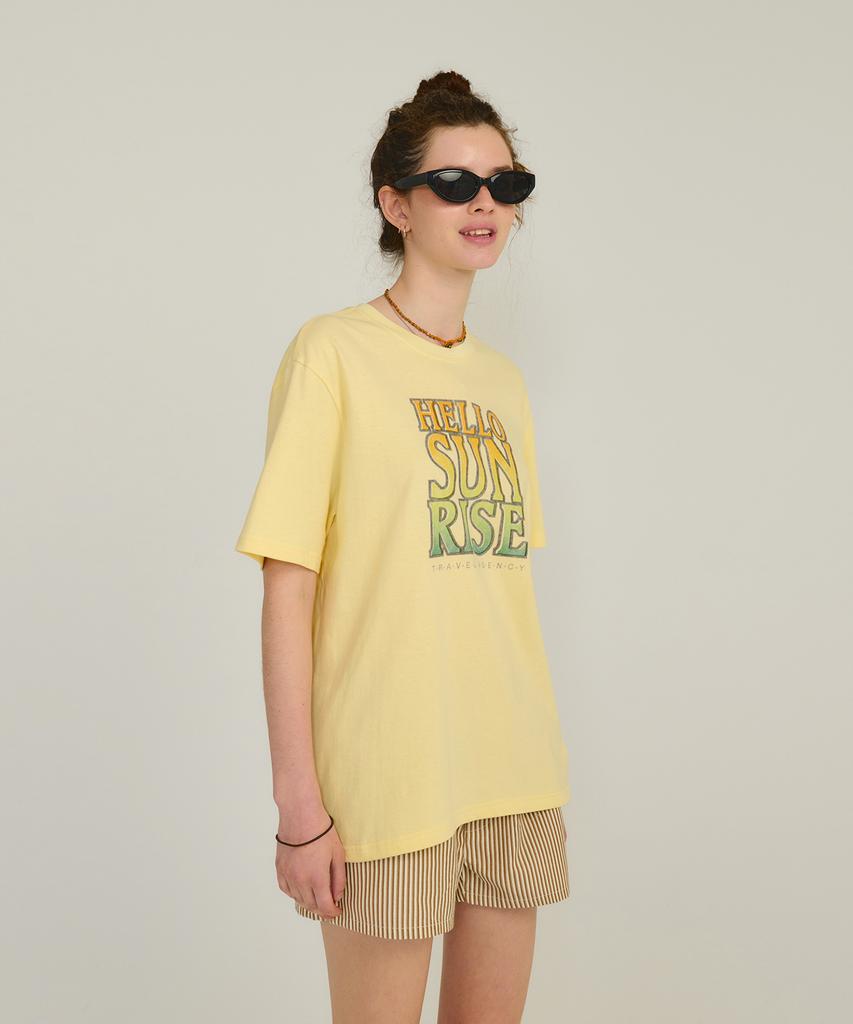 HELLO SUNRISE Hello Sunrise Gradient Typo Tee_Light Yellow