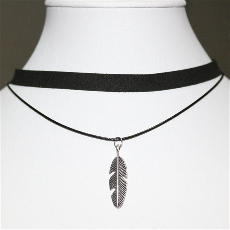 Gothic Lolita Punk Triangle Choker Necklace Black Velvet Steampunk Tattoo Necklaces Torques Jewellery Clavicle Colar Bijoux
