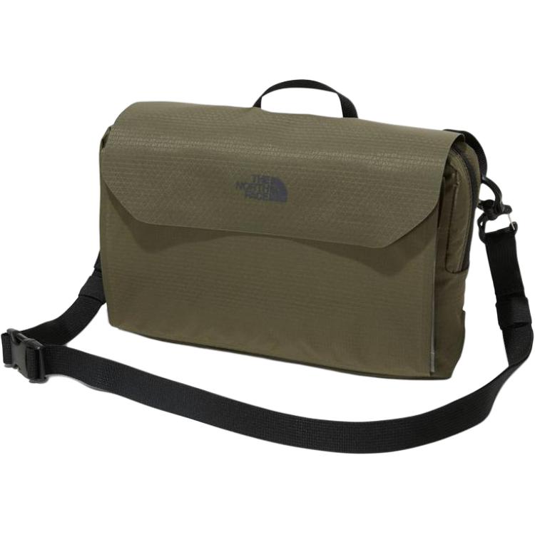 The North Face 2.5L Functional Waterproof Flap Adjustable Shoulder Strap Handbag Crossbody Outdoor Bag Unisex bags Green NM91655