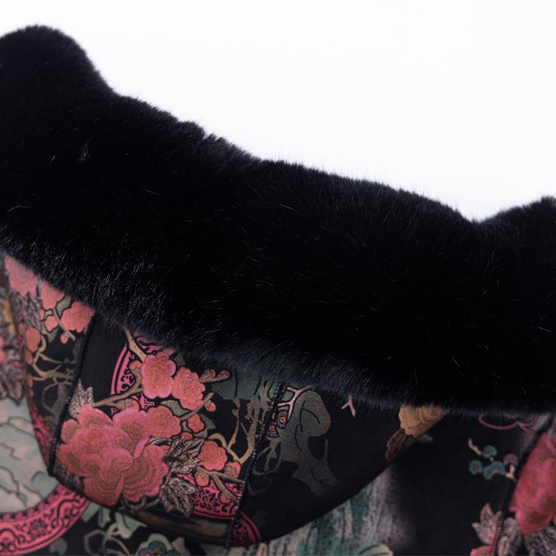 Nositelný z obou stran Dámský dlouhý kabát z umělé kožešiny pro ženy středního věku ve velkých velikostech Zimní svrchní oděv s kapucí Elegantní Hřejivá silná kožešinová bunda pro ženy Oblečení