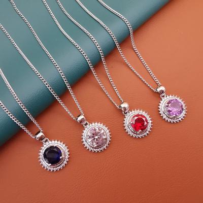 Collier Trésor Coloré Zircon Diamant Complet Chaîne Clavicule Incrusté de Rouge Grenat Design Polyvalent