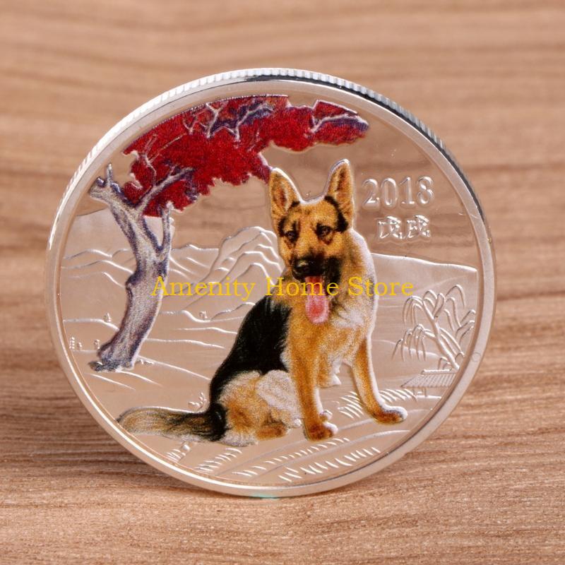 F26C 2018 Dog New Year Commemorative Coin Gift Souvenir Decoration Golden Silver Puppy