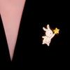 The Star-picking Little Rabbit Brooch Is A High-end Feminine Brooch with A Unique Design of A Mother-of-pearl Corsage