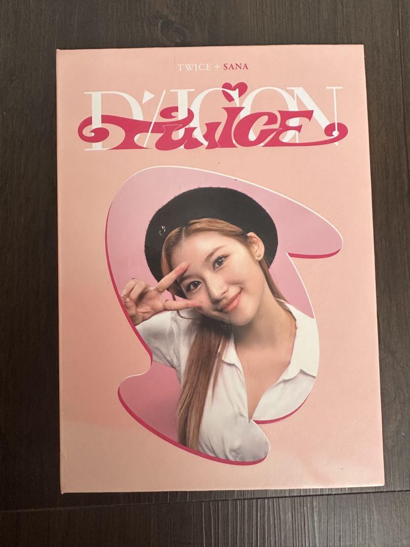 

[ИСПОЛЬЗОВАННЫЙ] TWICE SANA визуальная книга с фотокарточкой