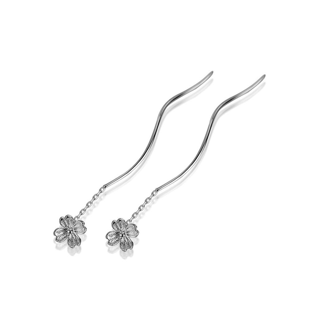Fashion Four-Leaf Clover Ear Wire Long Tassel Ladies Earrings Temperament Simple Earrings