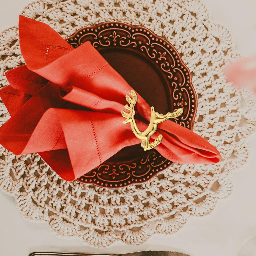 6Pcs Christmas Napkin Buckles Reindeer Design Festive Napkin Holders for Dinner Table Setting Seasonal Celebration Decor