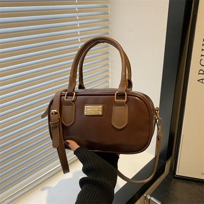 Bolsa pequena retrô com design de nicho, bolsa de ombro moderna, bolsa mensageiro versátil, bolsa de mão de estilo estrangeiro