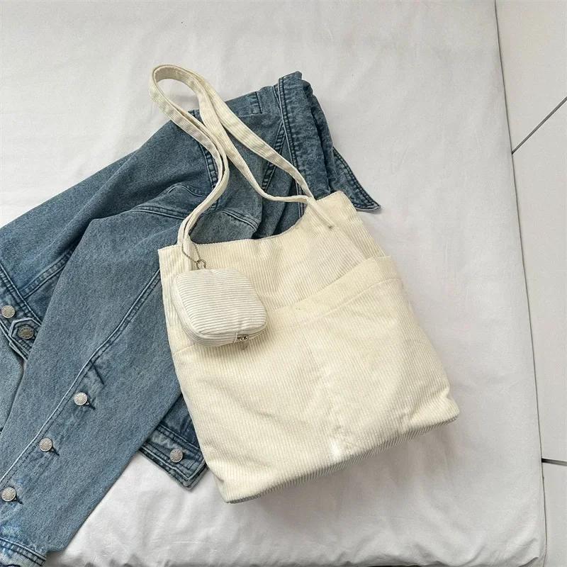 

Вельветова сумка через плече. Жіночі вінтажні сумки для покупок. Студентська сумка для дівчаток. Сумочки. Повсякденна сумка із зовнішньою кишенею. білий