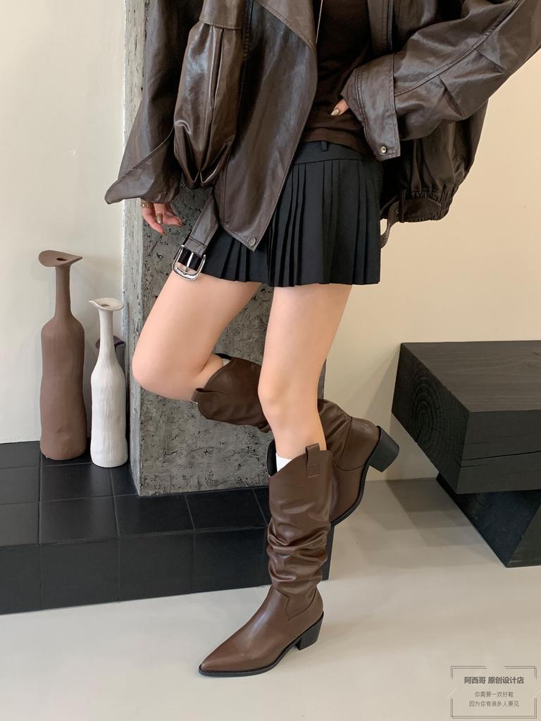 Pointed thick-heeled boots 2025 autumn western pleated stacking boots V-mouth but knee-high small boots