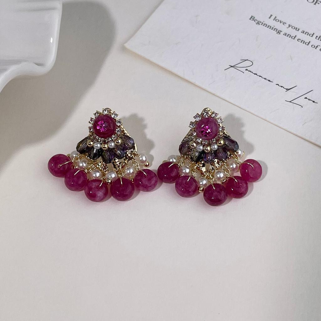 Retro fan-shaped crystal fringed earrings niche design sense natural stone stud earrings sweet light luxury high-end earrings women