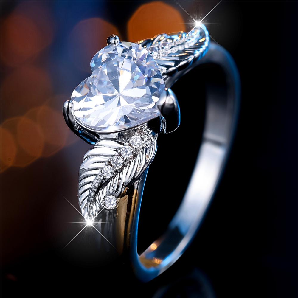Luxury Female White Zircon Stone Heart Ring CopperColor Elegant Gift Wedding Jewelry For Women