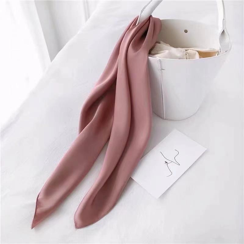Jednokolorowa jedwabna chusta kwadratowa chusta imitacja jedwabiu chusta letnia urocza Yiwu mała kwadratowa chusta