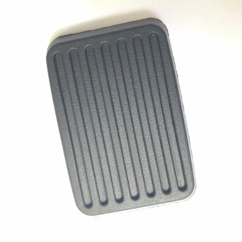 2Pcs Brake Clutch Pedal Rubber Pad for I10 Accent Getz- Elentra 3282524000 32825-24000 Clutch Pedal Pad Auto Accessories