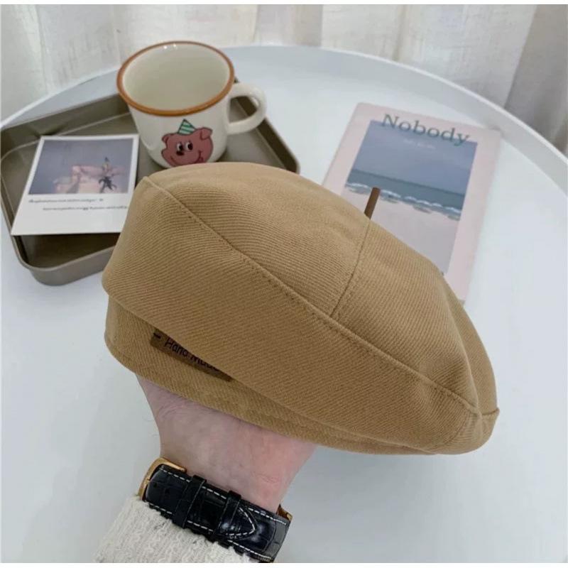 New Beret Children's Autumn Versatile Face Small Painter Hat Winter Warm Literary Retro Octagonal Hat