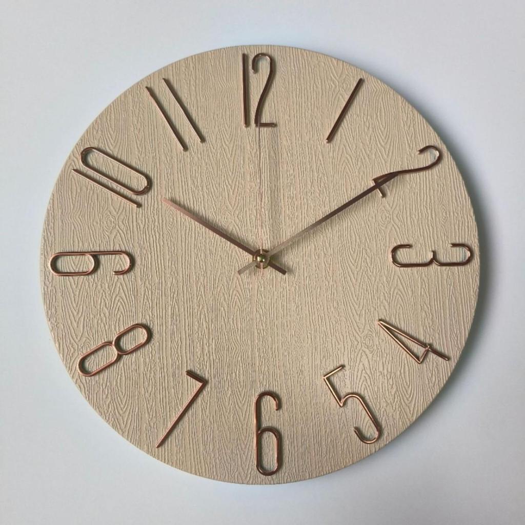 Customizable Silent Quartz Wood Grain Wall Clock with Pantone Colors for Living Room