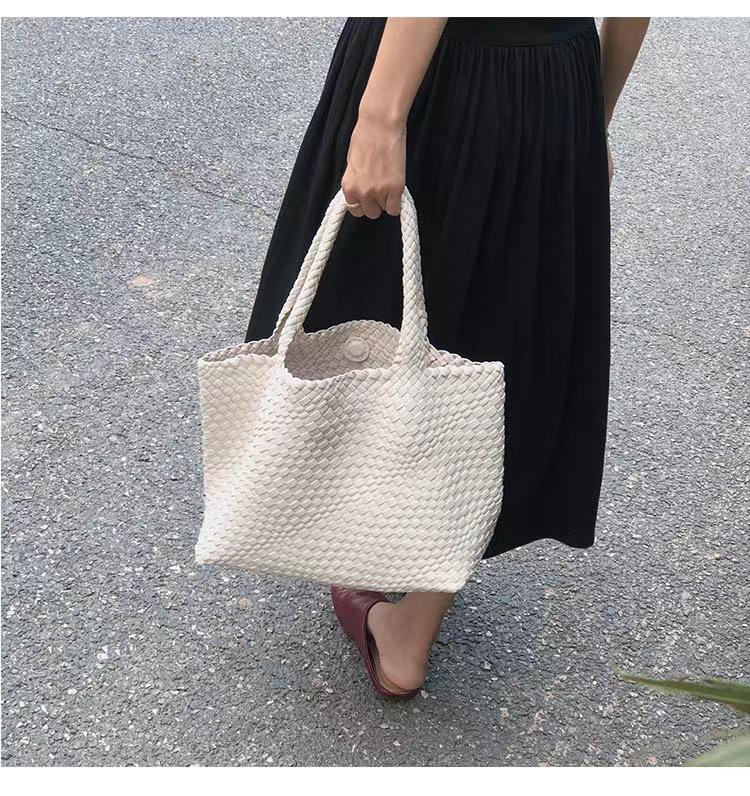 2026 Trendy Hand-Woven Large-Capacity Tote and Shoulder Bag