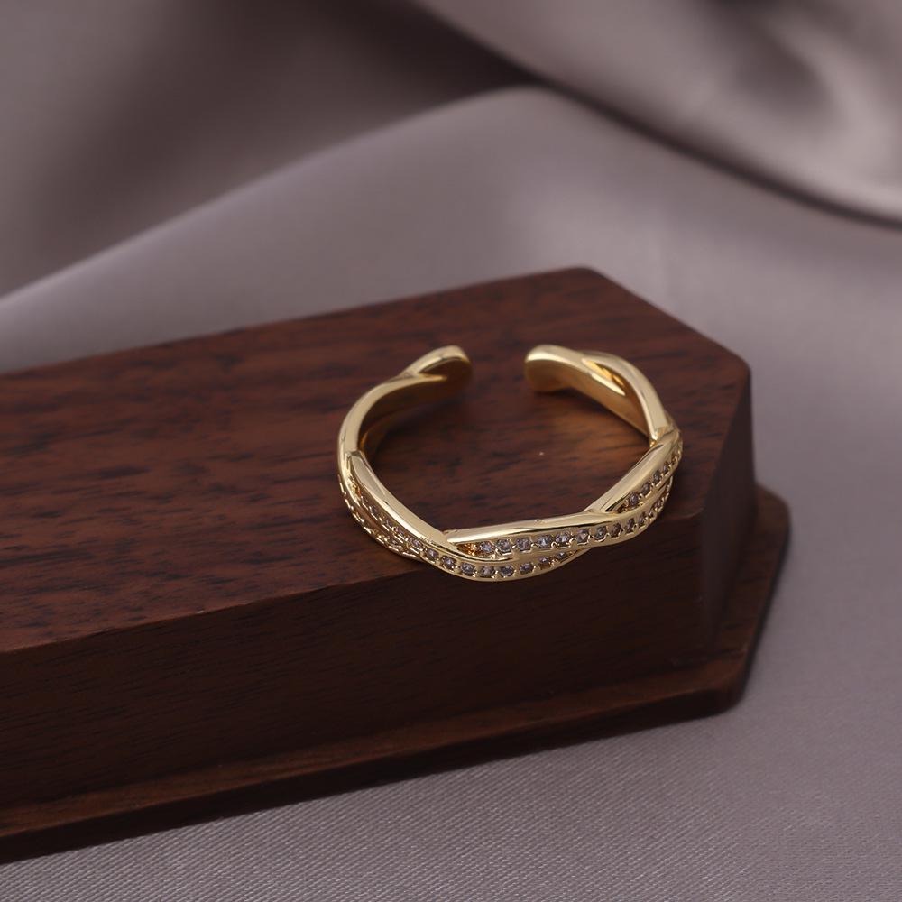 

Women s Shiny Zircon Cross Adjustable Ring - Non-fading Style