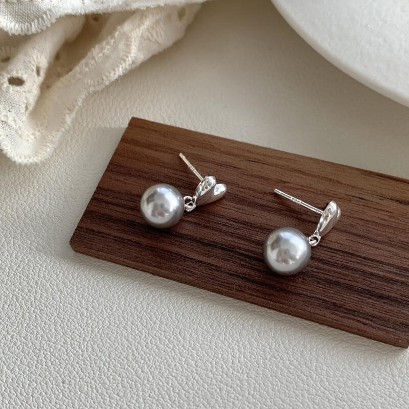 Fashion Grey Pearl Heart-Shaped Tassel Earrings for Women Girl Korea Style Simplicity Dangle Earrings Daily Commute Jewelry Gift