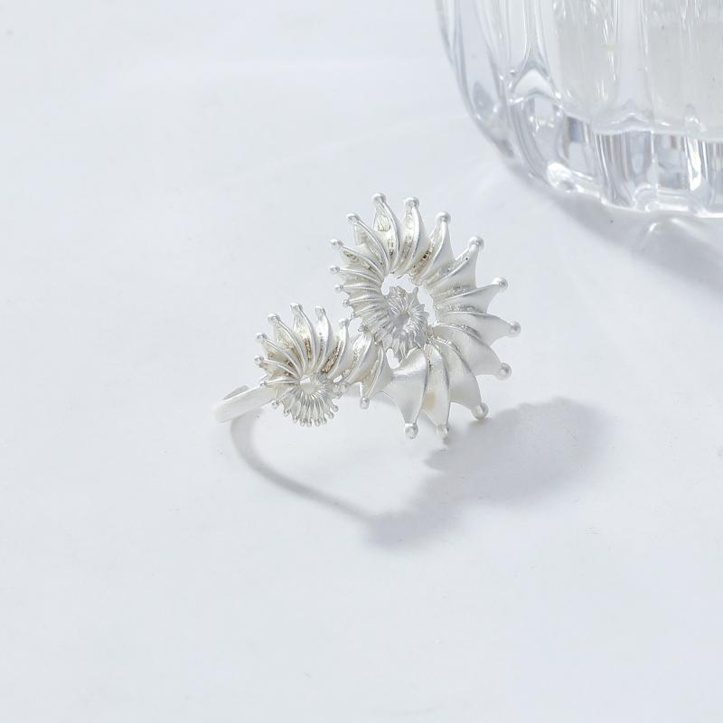 Gothic Personality Stereo Conch Metel Stud Earrings Ring For Men Women  Punk Jewelry Accessories Halloween Gifts