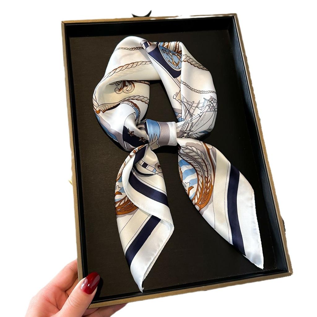 Retro Silk Scarves Versatile Spring and Autumn Professional Wear Accessories Korean Version of Literary Scarves Scarves Scarves New Fashion Small Squa