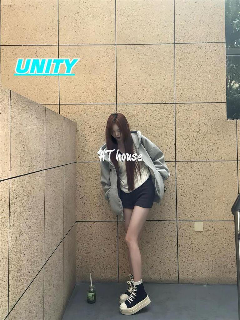 2025 Autumn Women's 7cm Height-Enhancing Thick-Soled High-Top Sneakers - Zhao Lusi Inspired Style