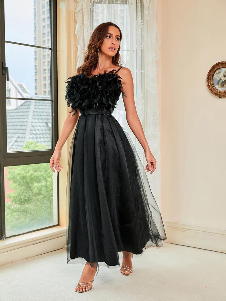 Spring/Summer 2022 Women's Feather Strap Mesh Evening Gown