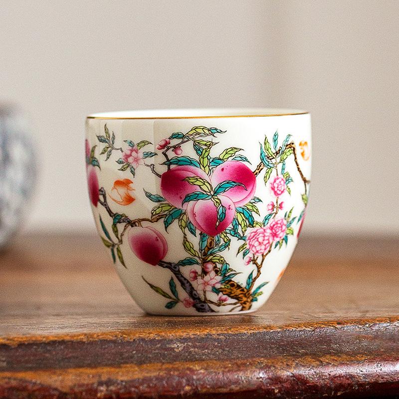 Luxuriöse Keramik-Teetassen Blumenhandwerk Kung Fu Tee-Sets Einfache Heimdekoration Ornamente Kaffeetischdekoration Tassen