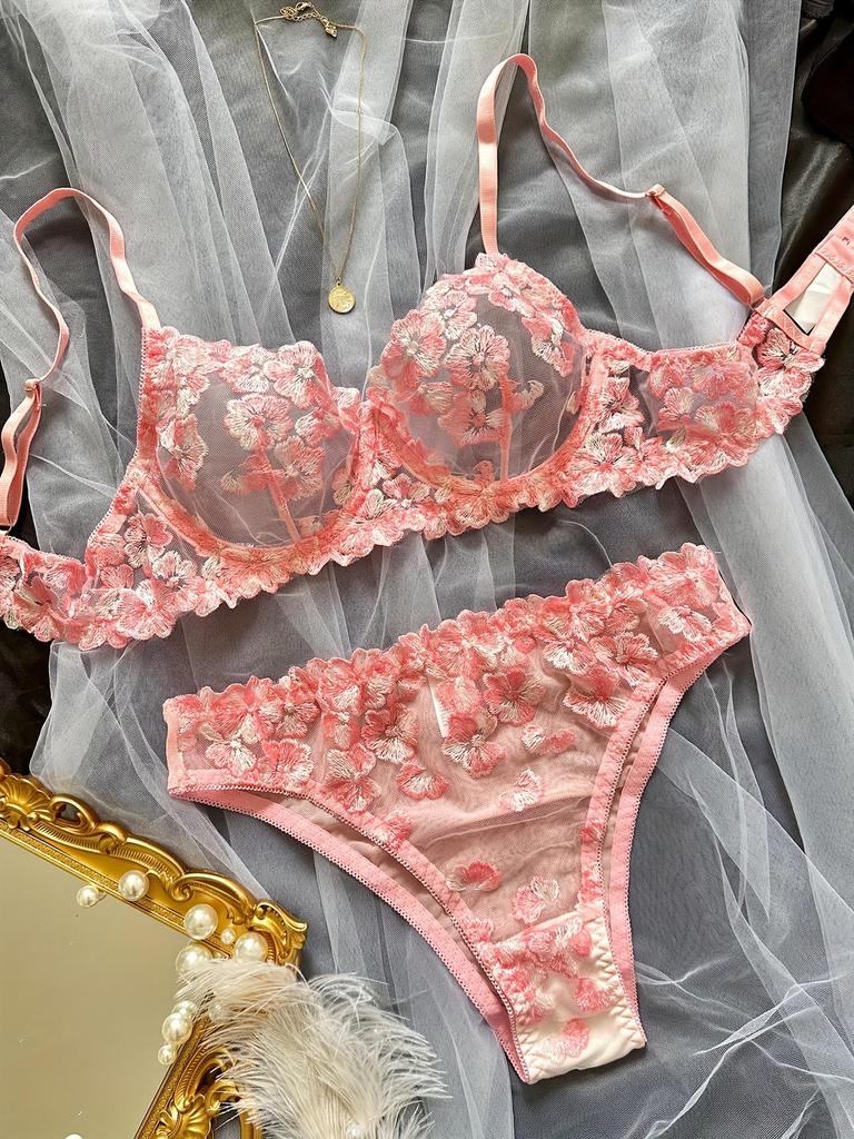 Conjunto de Lingerie Sexy Transparente Multicolorido Bordado Floral Francês Kajano para Mulheres - Coleção Outono