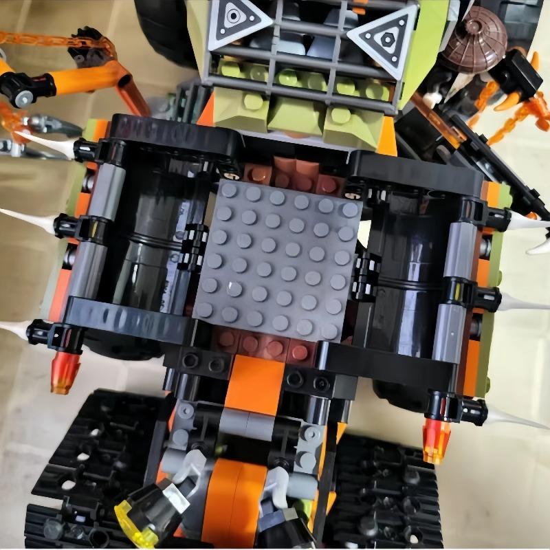 1000+PCS Dragon Catcher Truck Building Blocks, Movie Series Car Model Toy, Ideal for Hobbyists, Collection and Gifting