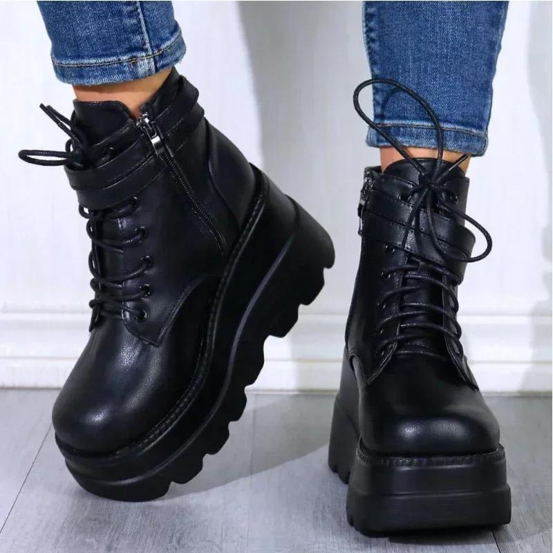 Fashion 2024 New Fashion Gothic Black Boots Ankle Shoes on Heels Platform Sneakers Chunky for Women Luxury Designer Casual  Rock Booties