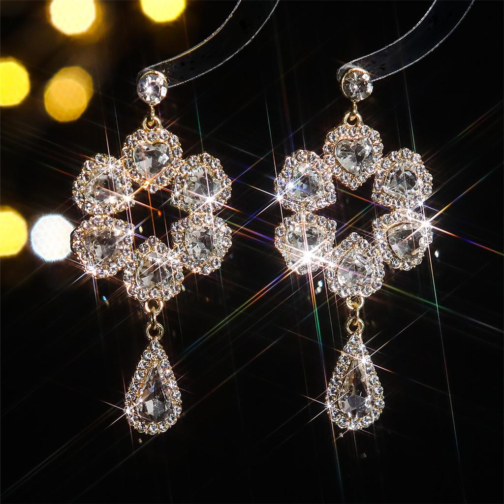 Luksusowy temperament Kolorowe długie kolczyki kryształowe Seks przesadzone kolczyki słodkie kobiece kolczyki