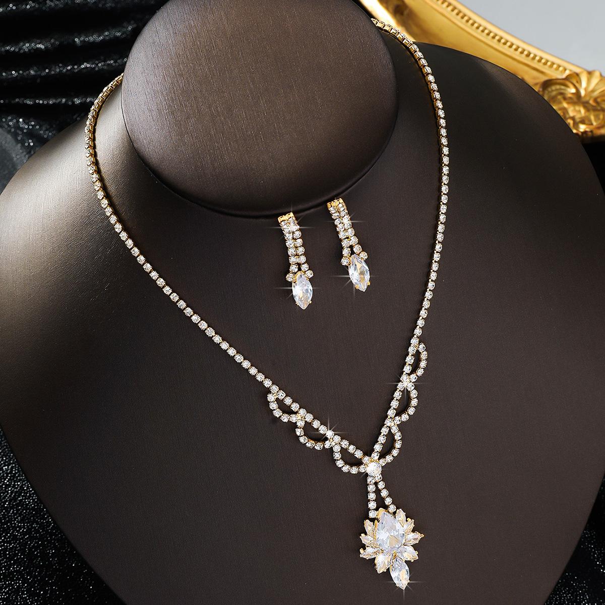 

3 шт. Женская модная медная цепочка-коготь с цирконом, волнистое геометрическое колье, серьги, набор с цирконом, свадебная вечеринка, фестивальный подарок