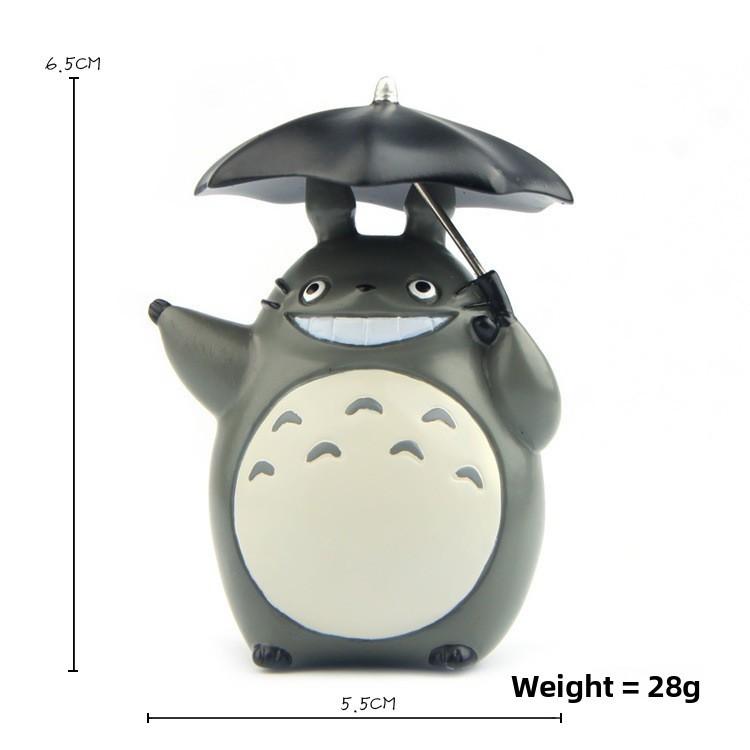 Kawaii Resin My Neighbor Totoro Model With Bus And Leaf Design For Home Decor