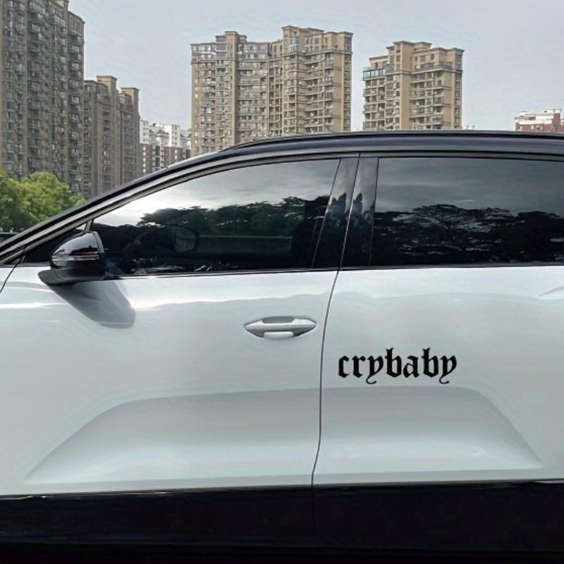 Cry Baby Aufkleber 1 Stück, Wasserdichtes Vinyl-Dekal, Stilvolle Verzierung für Motorrad und Autokarosserie, Stoßstange, Windschutzscheibe & Kofferraum