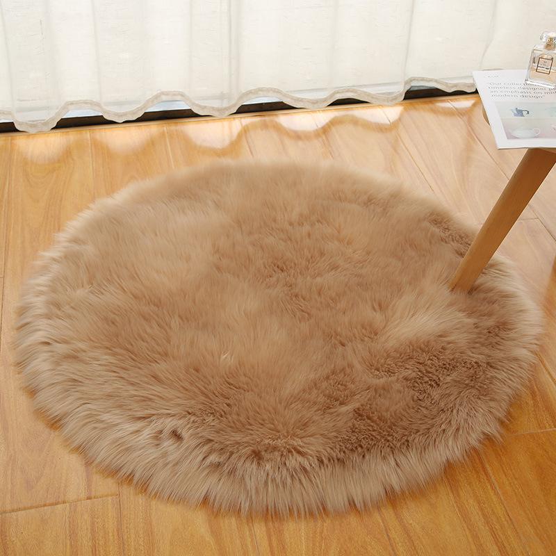 Round White Faux Wool Rug – Long Pile Floor Mat for Living Room, Bedroom, or Vanity Desk