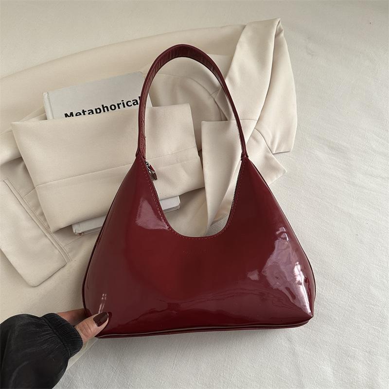 

Сумка из лакированной кожи Женская сумка-полумесяц Женская сумка на плечо Женская сумочка Модная сумка под мышкой красный