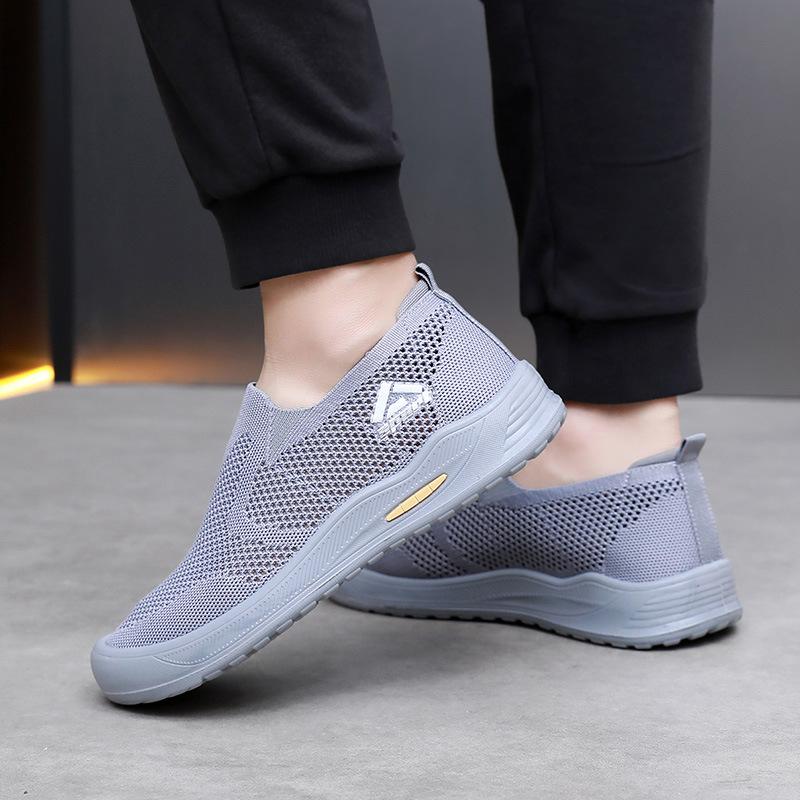 Schuhe Herren bequeme und atmungsaktive Sneaker mit dicker Sohle Ein Pedal Weiche Sohle Leichtgewichtige rutschfeste Outdoor-Vaterschuhe Frühling und Herbst neue Modelle