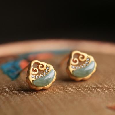 Ancient Gold Craft Natural Chalcedony Green Ruyi Earrings for Women Ear Studs Premium Vintage Jewelry for Everyday Wear