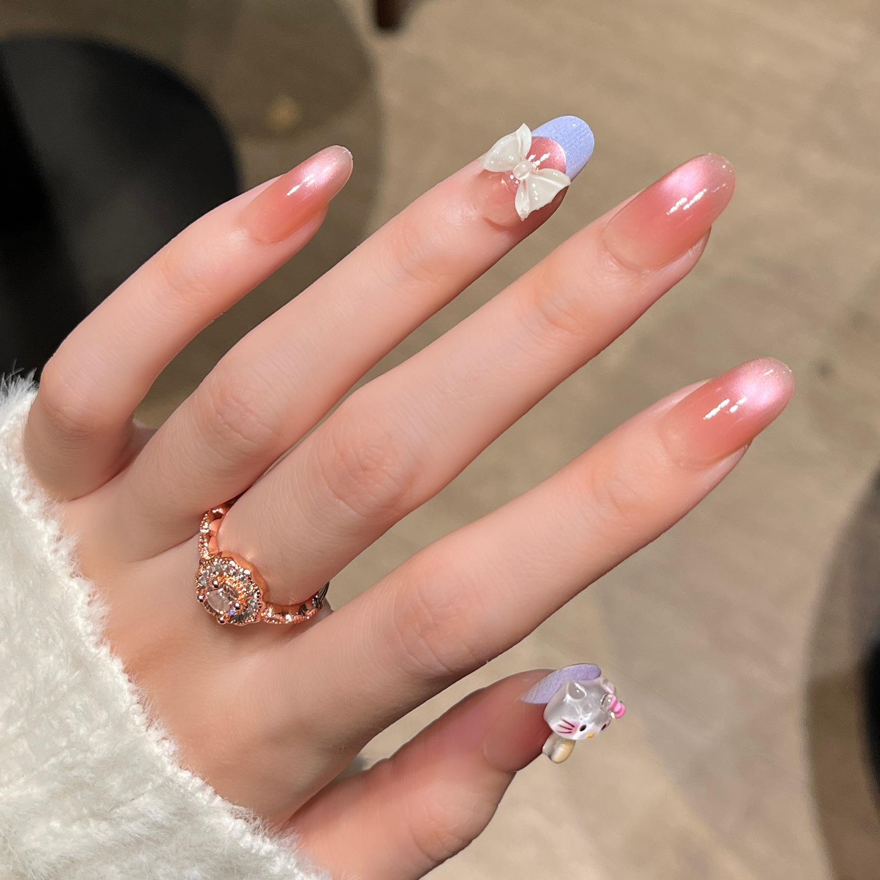 Short Oval Cat Eye Wearable Nail Tips - Cute Student Manicure Stickers with Removable False Nails Bagged M