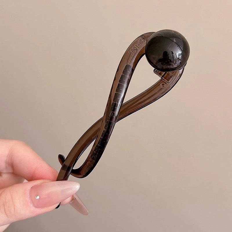 2024 Women's High-End Khaki Flower Claw Clip: Elegant Twist Hairpin for Back of Head