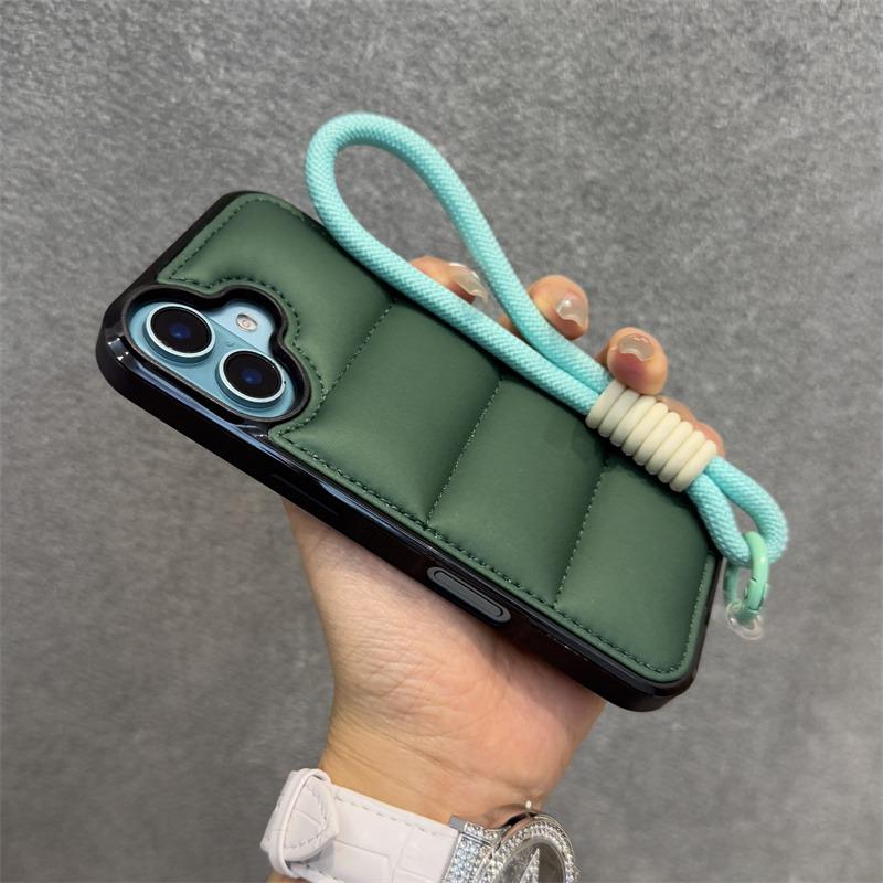 Módní péřová bunda Pouzdro s popruhem na zápěstí pro iPhone 15 16 Pro Max 14 Plus 11 12 13 S šňůrkou Jednobarevné Měkké Nárazuvzdorné Pouzdro