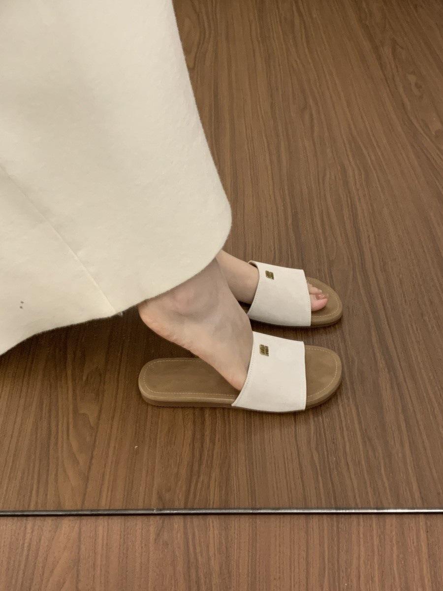 

Gentle small fragrant wind flat-bottomed open-toed slippers female summer wear seaside vacation beach fairy cool slippers children 35