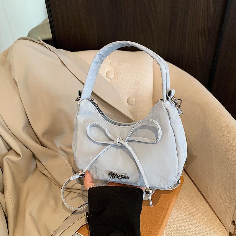 

Unique niche design bag women s 2025 new summer versatile messenger bag exquisite handbag super fire small bag синий