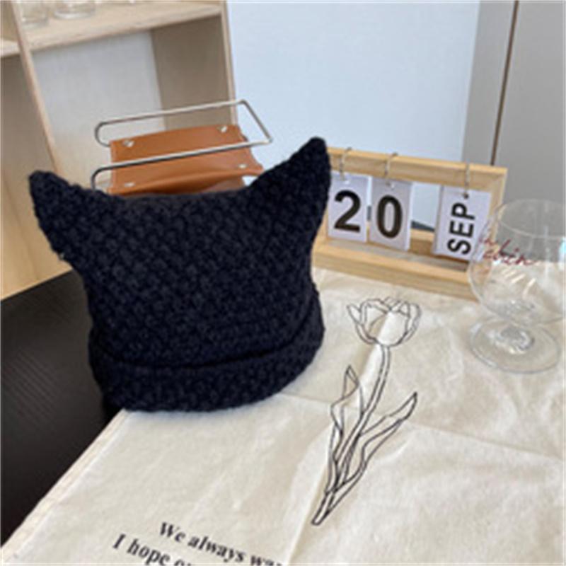 

1-10PCS Japanese Streetwear Harajuku Beanie Hat Little Devil Striped Knitted Hat ForWomen Girls Autumn Winter Cute Cat Ears Cap 1PC чёрный