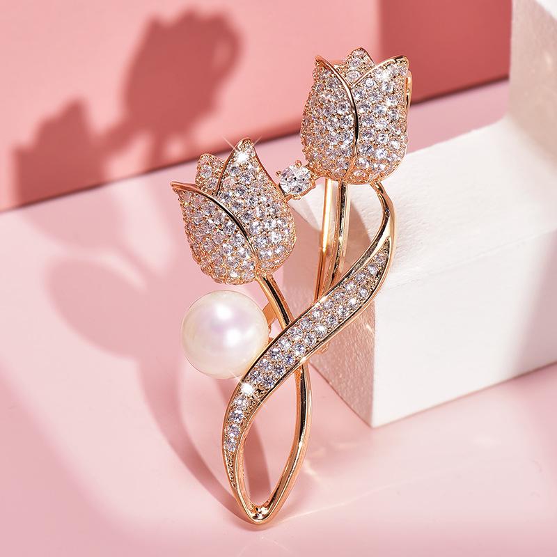 

Inlaid Diamond Tulip Brooch: Elegant Women s Fashion Pin & Versatile Corsage