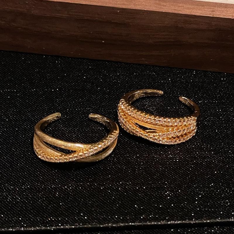 Vintage Geometric Brushed Lines Full Of Diamonds Zir*****Pen Ring Niche Design Temperament Exquisite Ring Woman