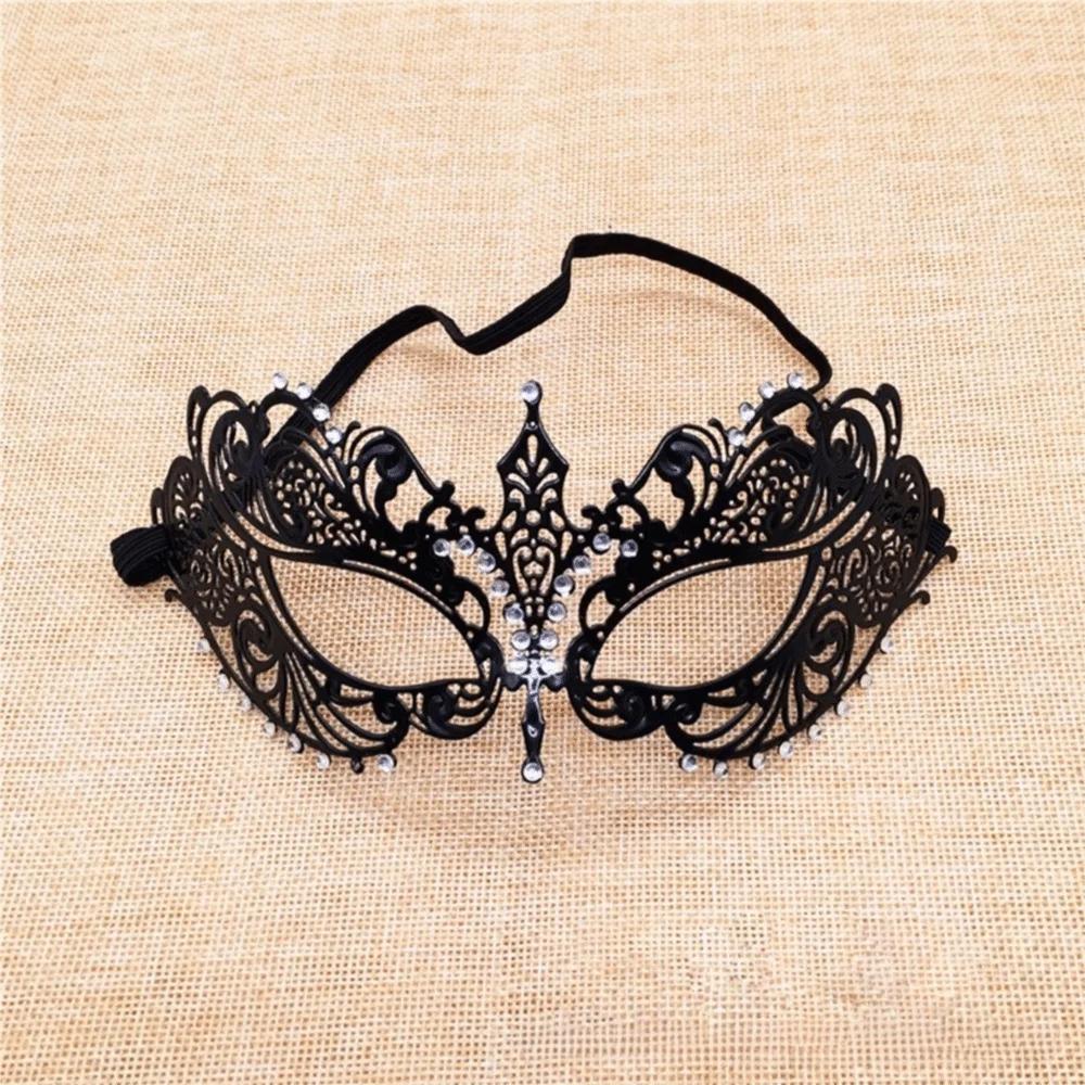 Black Gold Skull Metal Mask Halloween Rhinestone Half Face Venetian Masquerade Men White Women Skull Party Mask