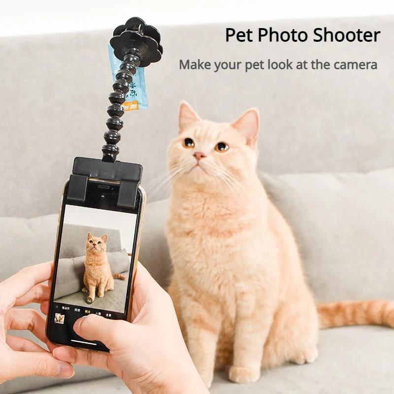 Pet Selfie Stick with Snack Holder 360 Rotation Phone Clip for Dogs Cats Attract Pets Look At Lens One Hand Pet Photography Tool