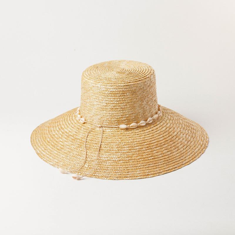 Hhp Ins Letní Ručně Pletený Slaměný Klobouk s Širokou Krempou Ozdobený Mušlemi a Provázkem Dámský Plážový Klobouk pro Volný Čas Sluneční Klobouk Velkoobchod
